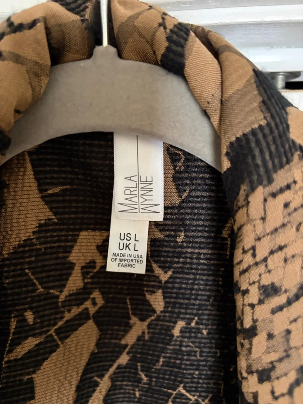MarlaWynne Black and Tan Draped Open Front Coat - Picture 2 of 5